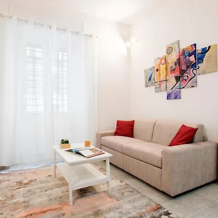 Exclusive A Pochi Passi Dal Centro Рим